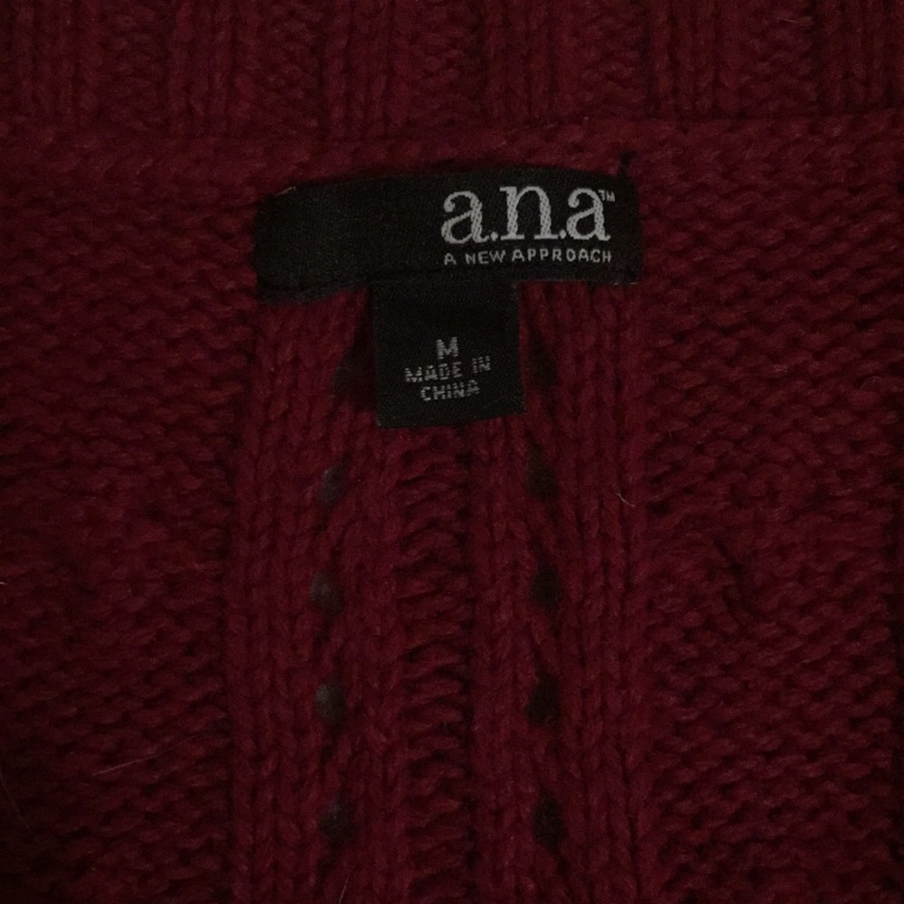 Sweater - Picture 3 of 4